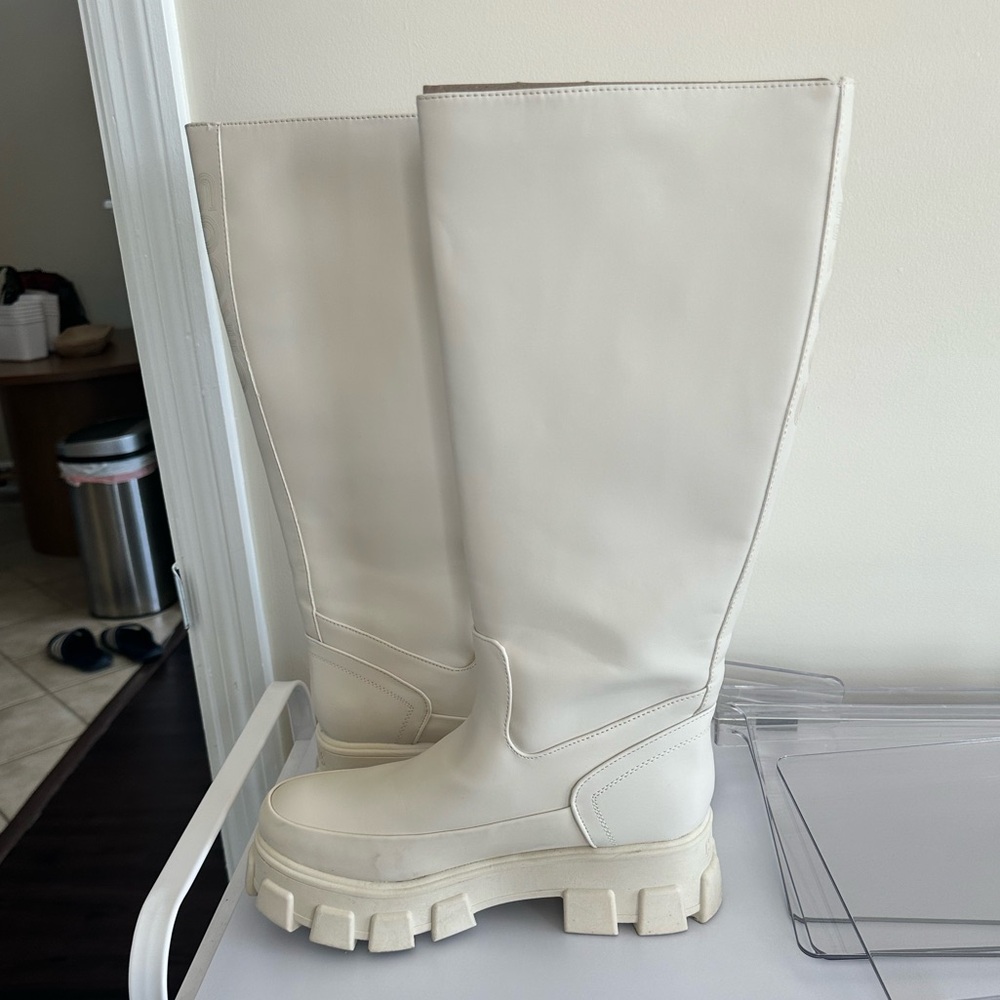 Circus by Sam Edelman Dollie Boots
